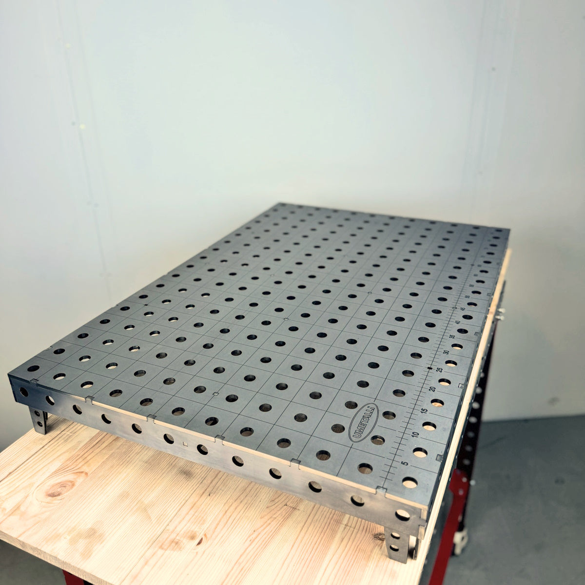 Welding Table Top MasterPlat MAX 900x600 with Corner Brackets